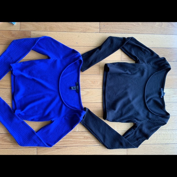 Sold elsewhere *** Set of two forever21 crop tops both size S - Picture 1 of 5